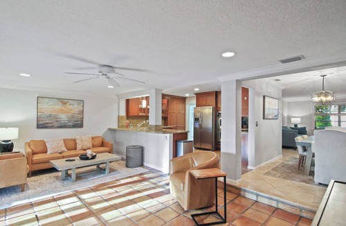 Lake Ida Shores House | Lake Ida Oasis | Hot Tub & Tiki Bar