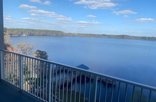 Florida Central Atlantic Coast Condo | Lake View Condo Near Disney · Heated Pool · Sleeps 8