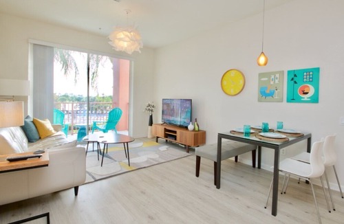 Florida Central Atlantic Coast Apartment | Lake View Treasure in Orlando