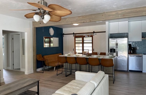Parrot Cove House | Lake Worth Beach house - 4 bed 3 bath- with private heated pool in Parrot Cove.