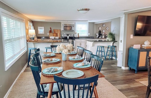 Warwick House | Lakefront Escape on Lake Blackshear - Private Dock & Stunning Views