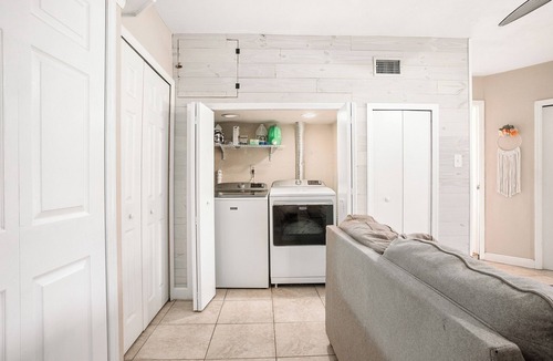 DeLand House | Lakefront Getaway 10 minutes from downtown Deland