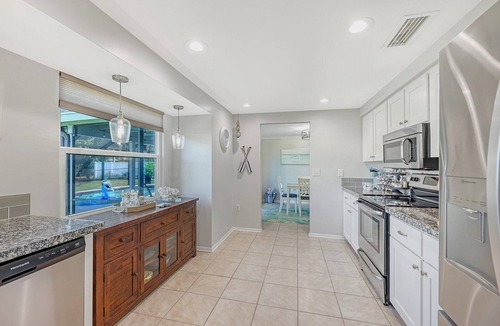 Bradenton House | Lakefront Pool Home Near Anna Maria Island | Heated Pool, Fenced Yard, IMG Academy Close