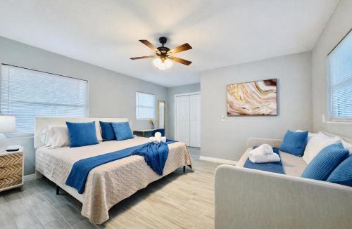 Crystal Lake House | Lakeland Retreat Quiet Patio Free Parking