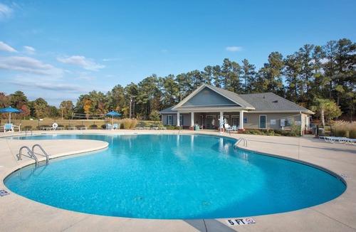 Santee Condo | Lakeside Bliss: 2BR Suite at Wyndham Lake Marion