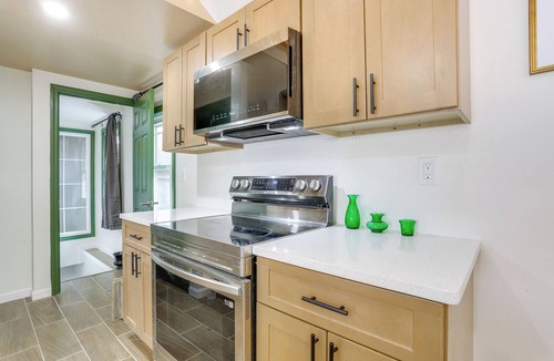 West Milford House | Lakeside Charm! Updated Home Near Mtn Creek Resort