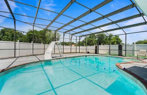 Kissimmee House | Lakeview Villa Retreat Near Disney Lake Tohopekaliga