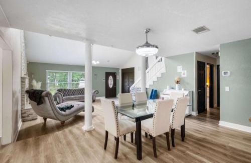 Kissimmee House | Lakeview Villa Retreat Near Disney Lake Tohopekaliga