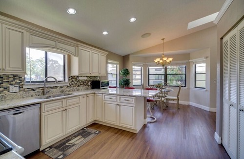 Lakewood Park House | Lakewood Park Golf View Home w Pool & Lanai