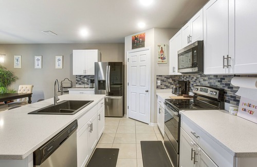 Deep Creek House | Lanai & Fenced Yard! Home 8 Mi to Charlotte Harbor