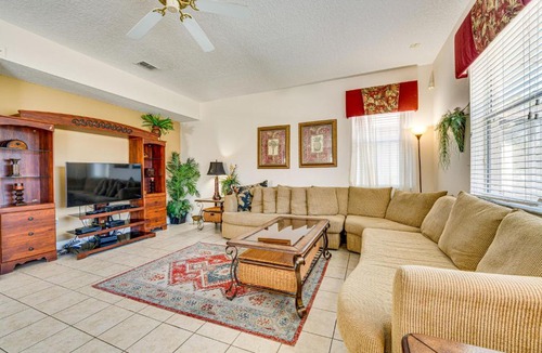 Windwood Bay House | Lanai & Game Room: Vacation Home in Davenport!