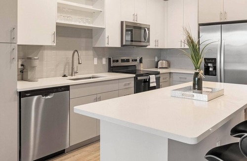 Wimauma Apartment | Landing | Amazing 1BD, Clubhouse, Gym
