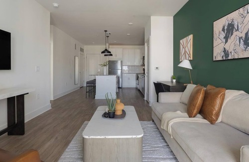 Laurel Apartment | Landing | Amazing 1BD, Clubhouse, Gym