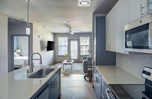 Pine Forest Apartment | Landing | Amazing 1BD, Gym, Clubhouse