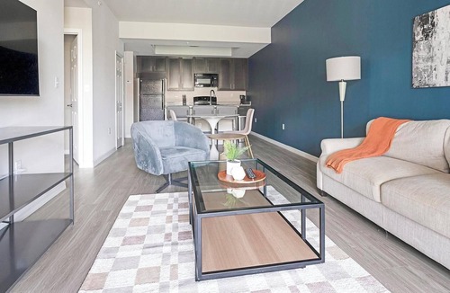 Fort Myers Apartment | Landing | Amazing 1BD, Yoga Studio, Courtyard