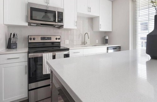 West 1st Street Apartment | Landing | Amazing 1BD, Gym