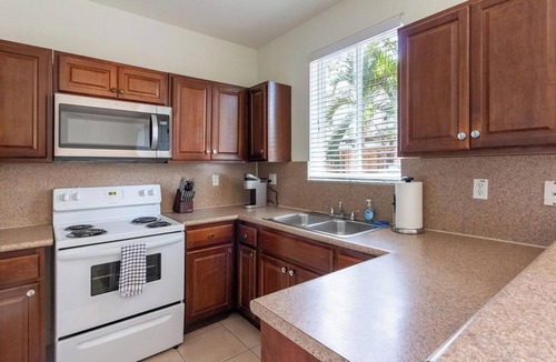 Homestead Apartment | Landing | Amazing 3BD, Pool