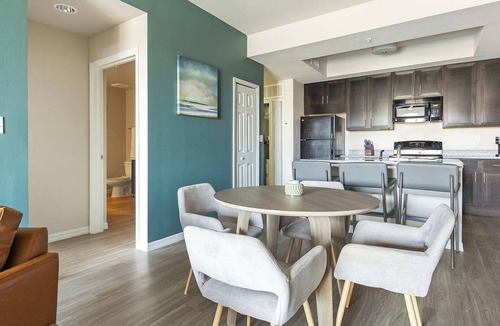 Fort Myers Apartment | Landing | Beautiful 1BD, Game Room, Yoga Studio