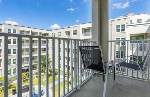 West 1st Street Apartment | Landing | Beautiful 1BD, Gym