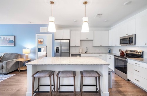 Vero Beach Apartment | Landing | Beautiful 1BD, Clubhouse, Gym