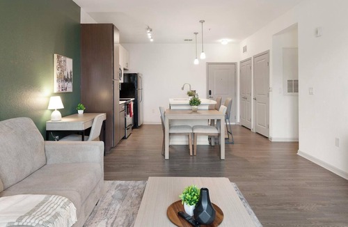Fairvilla Apartment | Landing | Beautiful 1BD, Clubhouse, Gym
