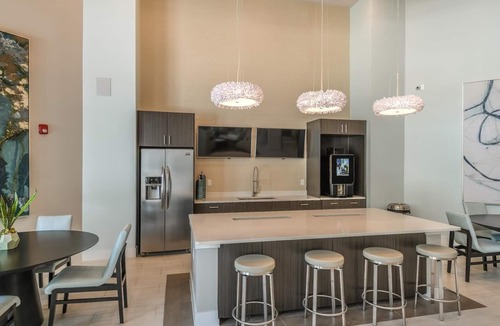 Fairvilla Apartment | Landing | Beautiful 1BD, Gym, Clubhouse