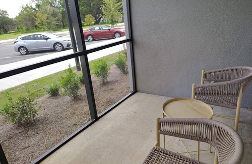 Newberry Apartment | Landing | Beautiful 1BD, Pool, Gym