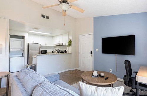 Interchange Square Apartment | Landing | Beautiful 1BD, Gym, Tennis Court