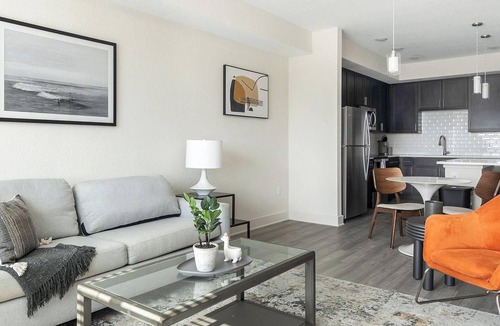 Palmetto Apartment | Landing | Beautiful 1BD, Gym, Clubhouse