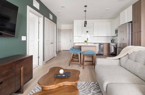 Highpoint Apartment | Landing | Beautiful 2BD, Pool, Game Room