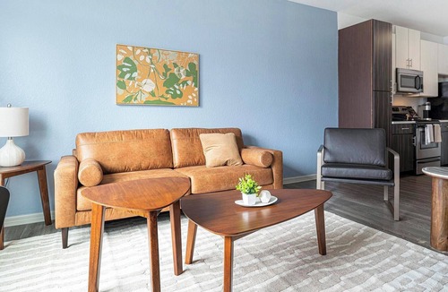 Fairvilla Apartment | Landing | Chic 1BD, Clubhouse, Gym