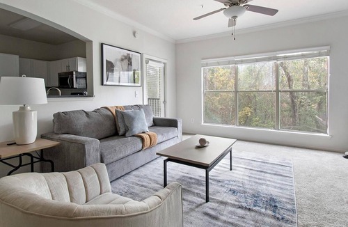Southside Apartment | Landing | Chic 1BD, Gym, Clubhouse