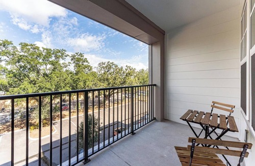 Historic Downtown Kissimmee Apartment | Landing | Chic 1BD, Yoga Studio