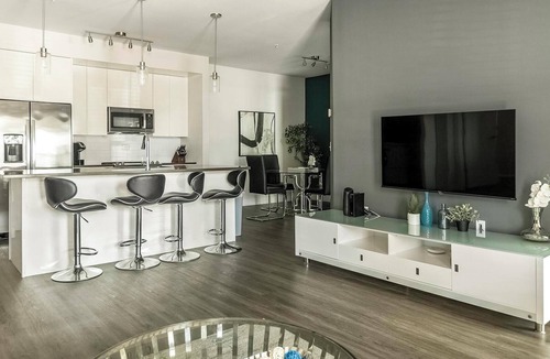 Port Tampa City Apartment | Landing | Chic 2BD, Gym, Pool