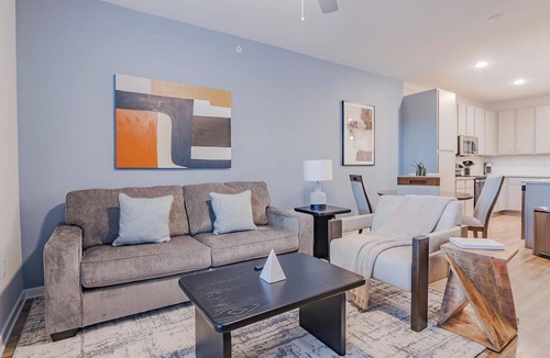 Interchange Square Apartment | Landing | Chic 2BD, Pool, Gym