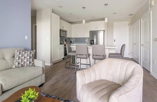 Bonita Shores Apartment | Landing | Incredible 2BD, Yoga Studio, Clubhouse