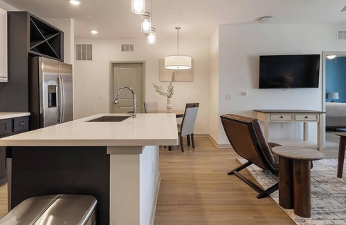 Apopka Apartment | Landing | Incredible 2BD, Gym, Clubhouse