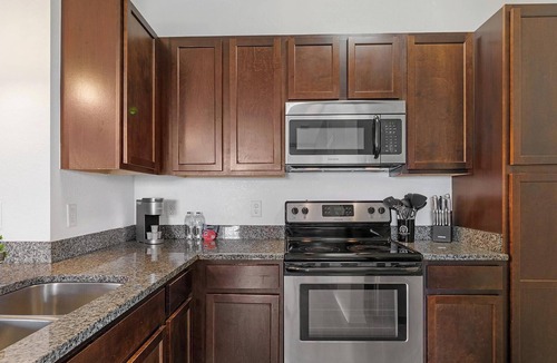 Apopka Apartment | Landing | Incredible 2BD, Game Room, Clubhouse