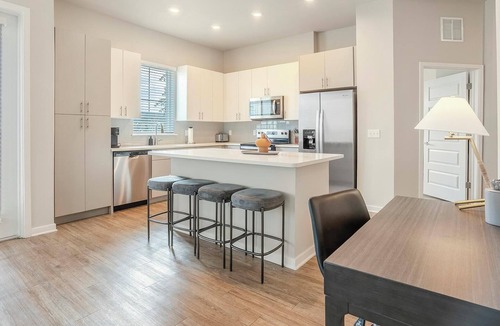 Wimauma Apartment | Landing | Incredible 2BD, Clubhouse, Gym