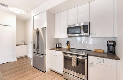 Port Tampa City Apartment | Landing | Incredible 3BD, Gym, Pool