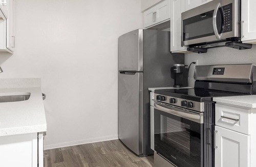 Dunedin Apartment | Landing | Modern 1BD, Gym