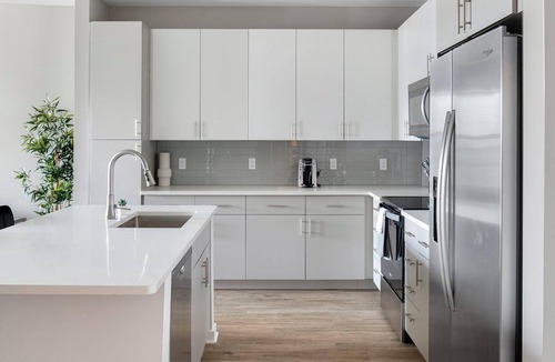 Wimauma Apartment | Landing | Modern 1BD, Gym, Clubhouse