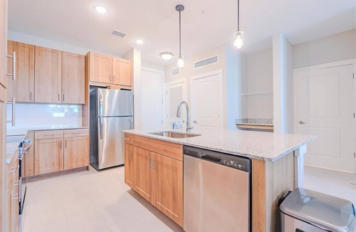 Interchange Square Apartment | Landing | Modern 2BD, Clubhouse, Gym