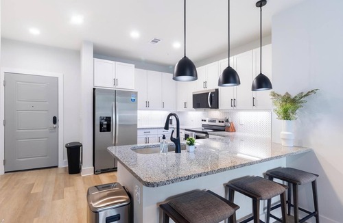 Freeport Apartment | Landing | Modern 2BD, Yoga Studio, Clubhouse