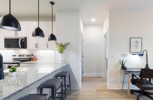 Freeport Apartment | Landing | Modern 2BD, Yoga Studio, Clubhouse