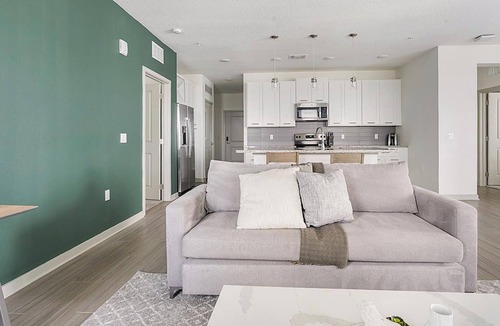 Apopka Apartment | Landing | Modern 3BD, Gym, Clubhouse