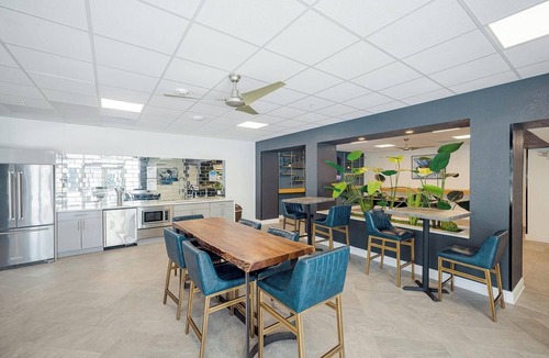 St. Petersburg Apartment | Landing | Spectacular Studio, Gym, Pool