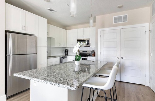 Southeast Orlando Apartment | Landing | Spectacular 1BD, Pool, Clubhouse
