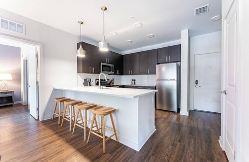 Historic Downtown Kissimmee Apartment | Landing | Spectacular 2BD, Yoga Studio
