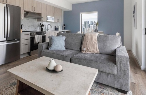 Overtown Apartment | Landing | Spectacular 2BD, Pool